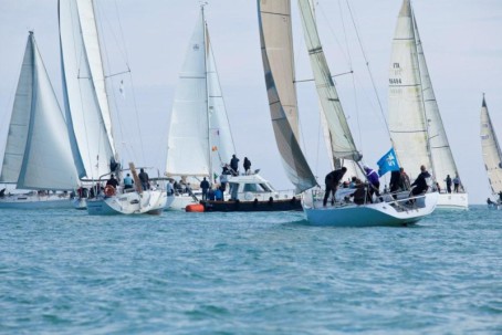 una  regata del campionato dello ionio