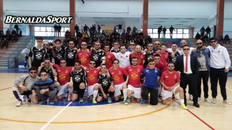 All Blacks e Bernalda Futsal insieme durante lo scorso campionato