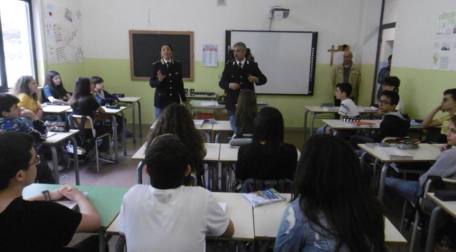 polizia scuola