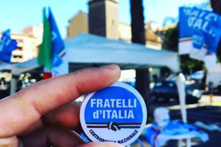 gazebo fratelli d'italia