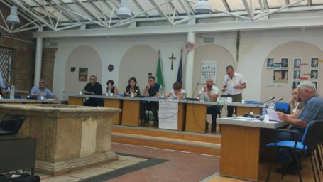 Foto di un Consiglio Comunale a Pisticci