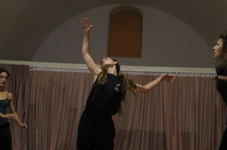 Asd Oltredanza - residenza artistica progetto IN MET 1