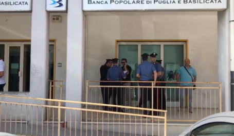 banca scanzano carabinieri