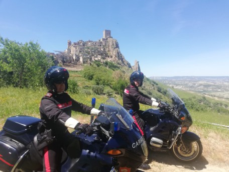 carabinieri moto craco